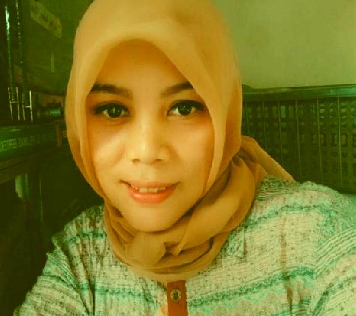 María, 26 — Escort en Jeruk, Indonesia
