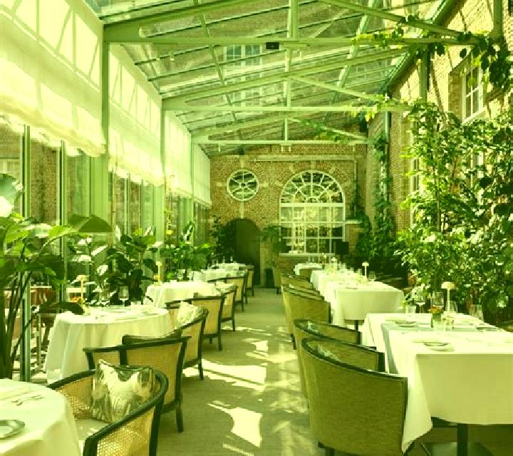 Marta, 26, acompañante rubia platino de ojos oscuros y etnia asiática basada en Roding. Ofrece Masaje, Hasta el final (CIM), Beso francés profundo, Experienc...