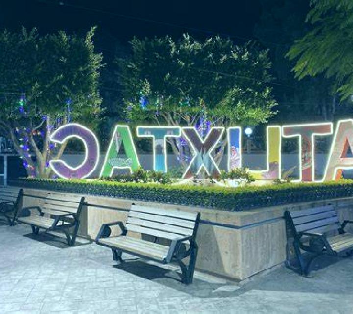 Marta, 27 — Escort en Atlixtac, México