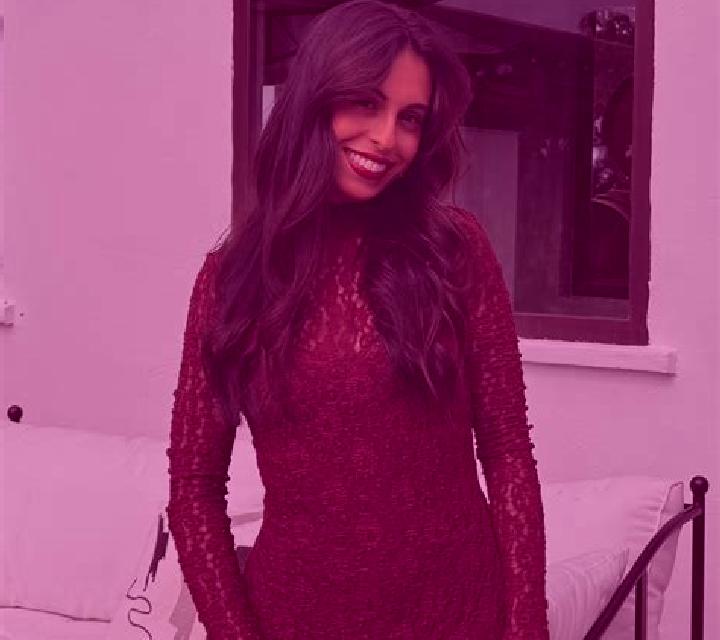 Marta, 31, acompañante negra de ojos ámbar y etnia eslava basada en Roberval. Ofrece Fetiche, Juego de roles, Parejas. Disponible en domicilio y visita, cita...