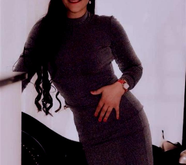 Marta, 34, acompañante pelirroja de ojos ámbar y etnia caribeña basada en Llers. Ofrece Acompañante de viaje, Hasta el final (CIM), GFE (Experiencia de novia...