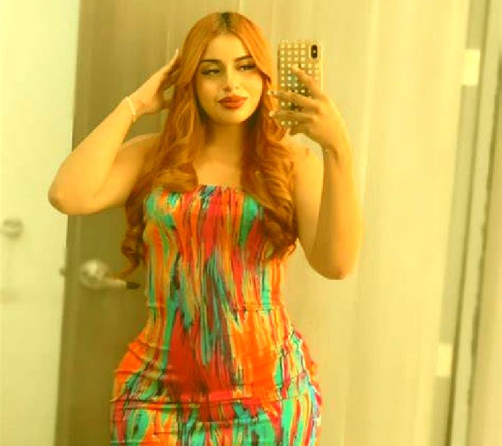 Mora, 20, acompañante pelirroja de ojos verdes y etnia caribeña basada en Brookside. Ofrece Tríos / dúos, Tantra, Parejas. Disponible en domicilio y visita, ...