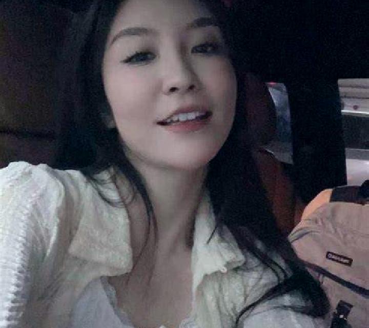 Mora, 21 — Escort en Castellarano, Italia