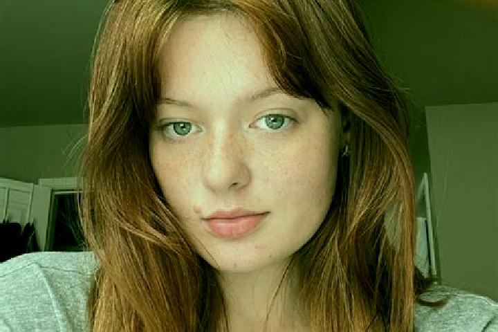 Mora, 22 — Escort en Olvera, España