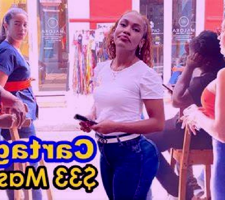 Mora, 32 — Escort en Corlay, Francia