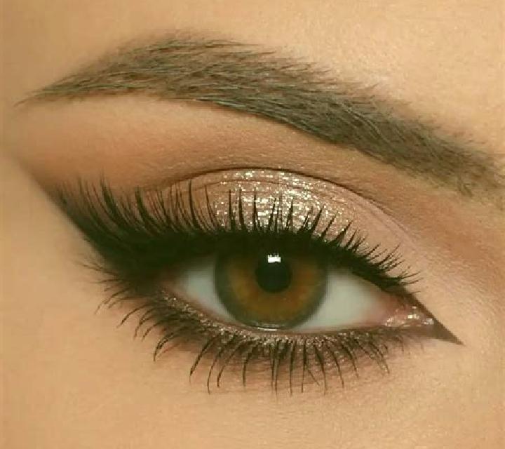 Mora, 34, acompañante morena de ojos marrones y etnia latina basada en Breddan. Ofrece Tríos / dúos, 69, Noche completa, Juego de roles, Hasta el final (CIM)...