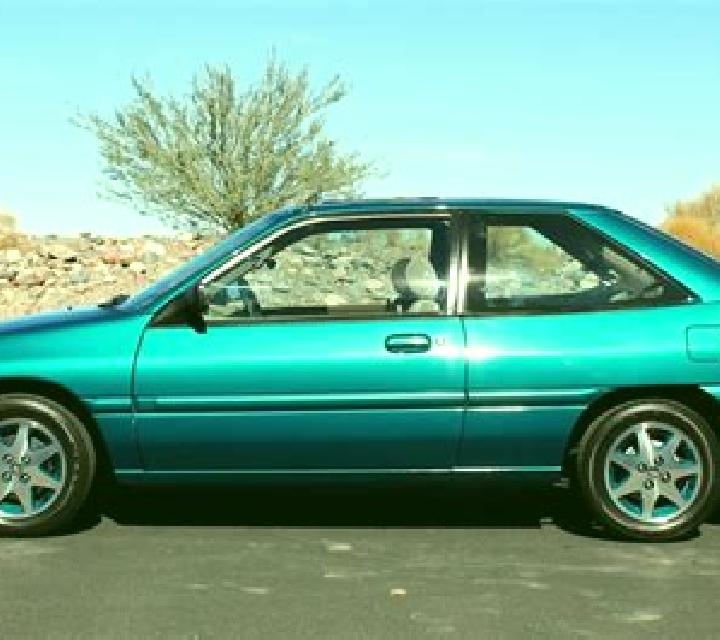 Nora, 31 — Escort en Celico, Italia
