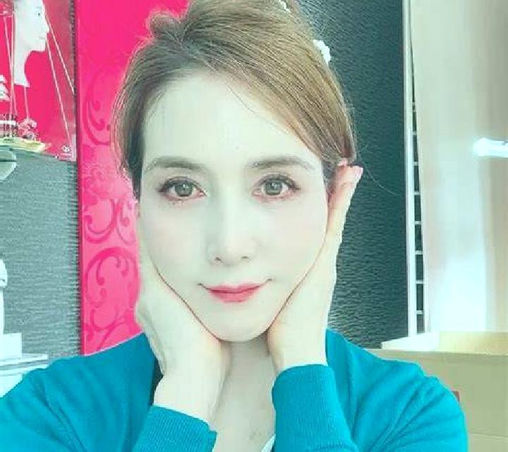 Nora, 39 — Escort en Wadayama, Japón