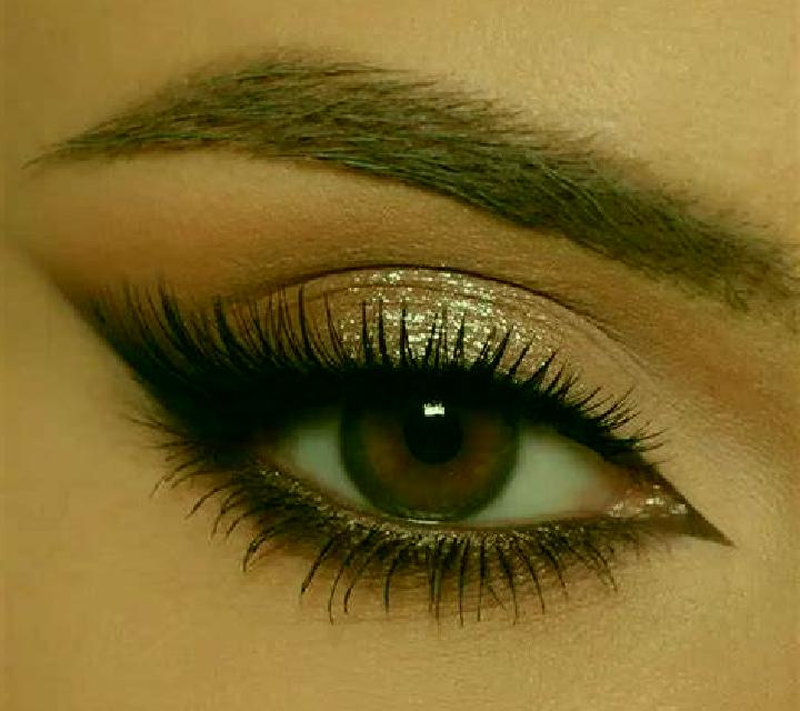 Paula, 21, acompañante rubia de ojos marrones y etnia oriente medio basada en Buia. Ofrece Dominación, Cita de cena, Hasta el final (CIM), Acompañante de via...