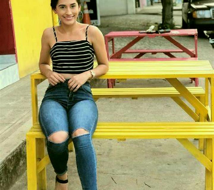 Paula, 34 — Escort en Eshtehard, Irán