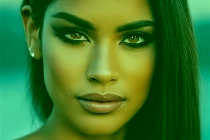 Renata, 25, acompañante castaño claro de ojos azules y etnia mediterránea basada en La Rosa. Ofrece Masaje de próstata, Fetiche, Tantra, GFE (Experiencia de ...