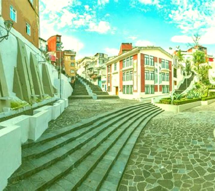 Renata, 35, acompañante negra de ojos grises y etnia caucásica basada en Vale. Ofrece Cita de cena, GFE (Experiencia de novia), Acompañante de viaje. Disponi...