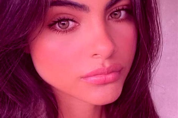 Salma, 36, acompañante morena de ojos verdes y etnia india basada en Zhuojiacun. Ofrece Tríos / dúos, GFE (Experiencia de novia), Noche completa, Masaje de p...