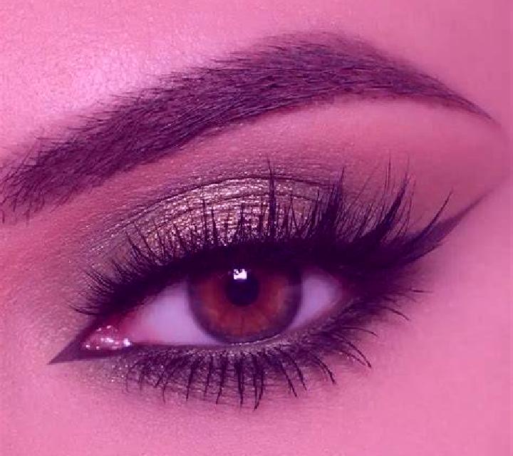 Sara, 21, acompañante castaña de ojos verdes y etnia mediterránea basada en Albstadt. Ofrece Hasta el final (CIM), Striptease, 69, Chica de fiesta. Disponibl...