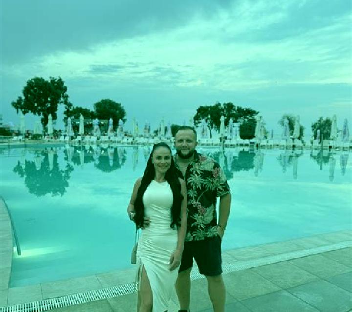 Sara, 35 — Escort en Ciocani, Rumania