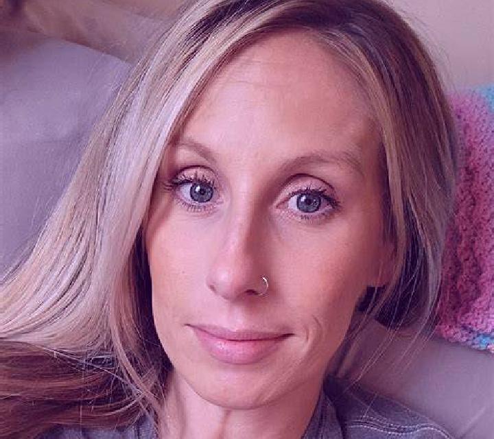 Sara, 35 — Escort en Nelson, Canadá