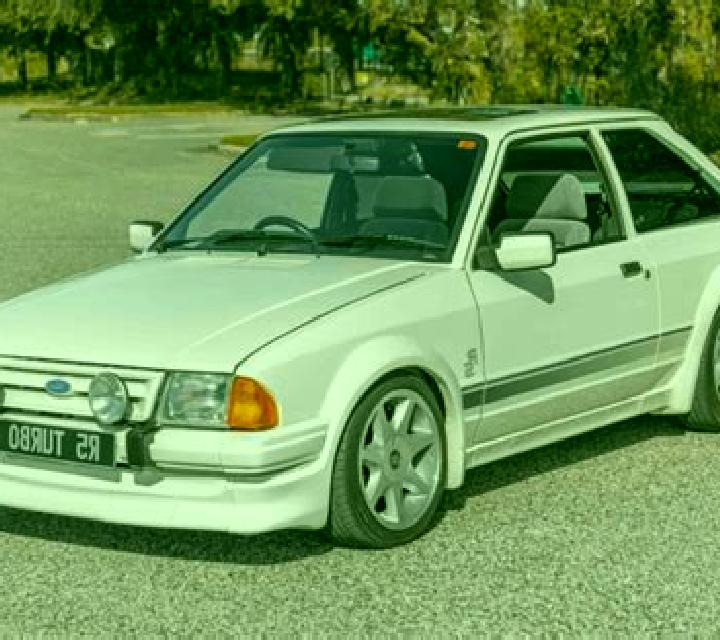 Sofía, 22, acompañante castaño claro de ojos verdes y etnia oriente medio basada en Gozzano. Ofrece Masaje erótico, Acompañante de viaje, GFE (Experiencia de...