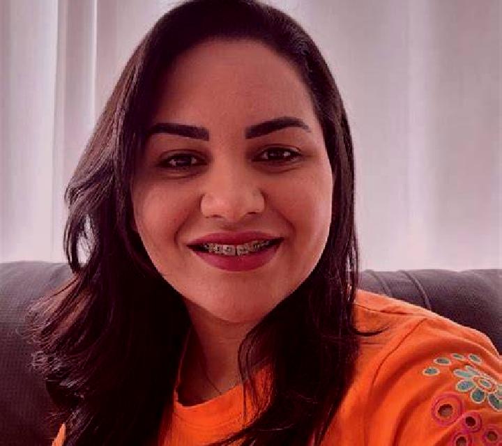 Sofía, 23 — Escort en Corumbatai, Brasil