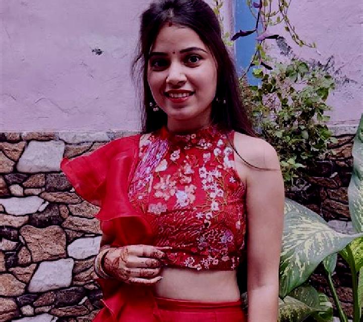 Sofía, 31 — Escort en Hansi, India