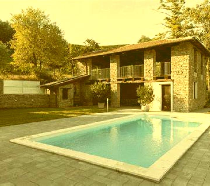Sofía, 37, acompañante negra de ojos oscuros y etnia mediterránea basada en Cascine San Pietro. Ofrece Parejas, Francés natural, 69, Tríos / dúos. Disponible...