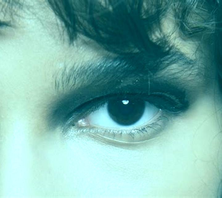 Valentina, 21, acompañante morena de ojos oscuros y etnia india basada en Tarcienne. Ofrece GFE (Experiencia de novia), Beso francés profundo, Noche completa...
