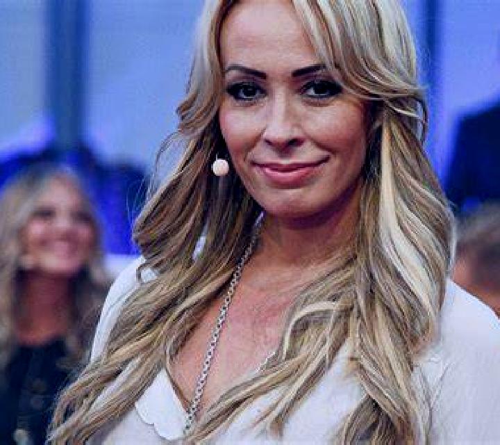 Zara, 30 — Escort en Cora, México