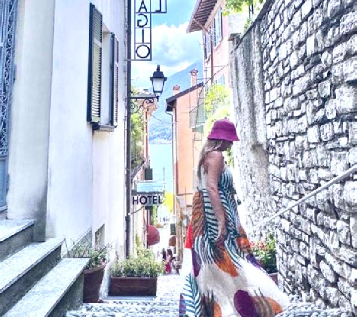 Zara, 32 — Escort en Moltrasio, Italia
