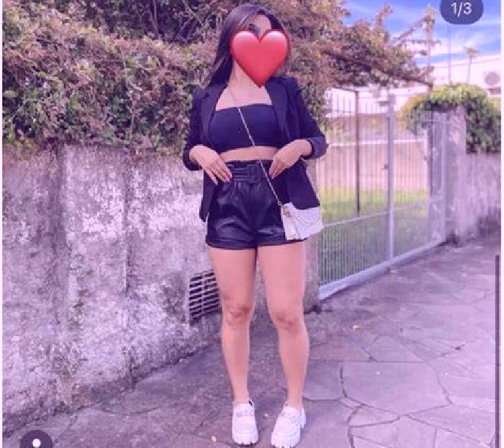 Zara, 35, acompañante castaño claro de ojos grises y etnia negra basada en Ciseukeut Timur. Ofrece Juego de roles, Chica de fiesta, Griego (anal), GFE (Exper...